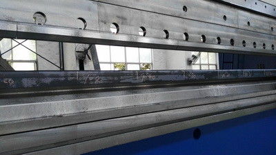 Электрический моторизованный тормоз 10 mm/s металлического листа CNC гидравлический гнуть для фонарного столба