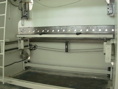 Стандартный промышленный гнуть тормоз WE67K-400T/4000 прессы металлического листа машинного оборудования тандемный