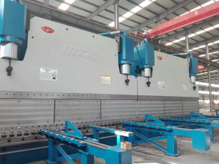 Автоматический 1300T CNC тандемный гидравлический пресс тормоз 415V/50Hz Длина изгиба 20 метров