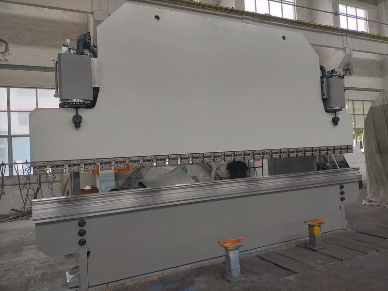 600T CNC гидравлический пресс тормоз длиной 14 м для изгиба и формования металлических листов