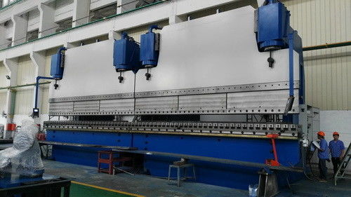 Высокоскоростная 1500 тонн CNC тандемная пресс-тормозная машина 400 мм удар 300 мм открытая высота
