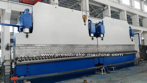 Высокоскоростная 1500 тонн CNC тандемная пресс-тормозная машина 400 мм удар 300 мм открытая высота