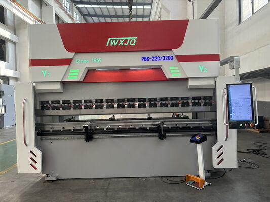 Top Quality 200T CNC Hydraulic Press Brake Machine 3200mm Bending Length